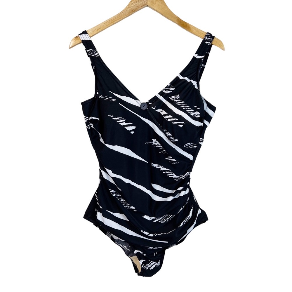 Miraclesuit Ruched One Piece Swimsuit Black White Size 14